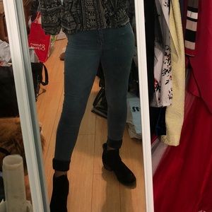 High Waisted Light Wash Jeggings